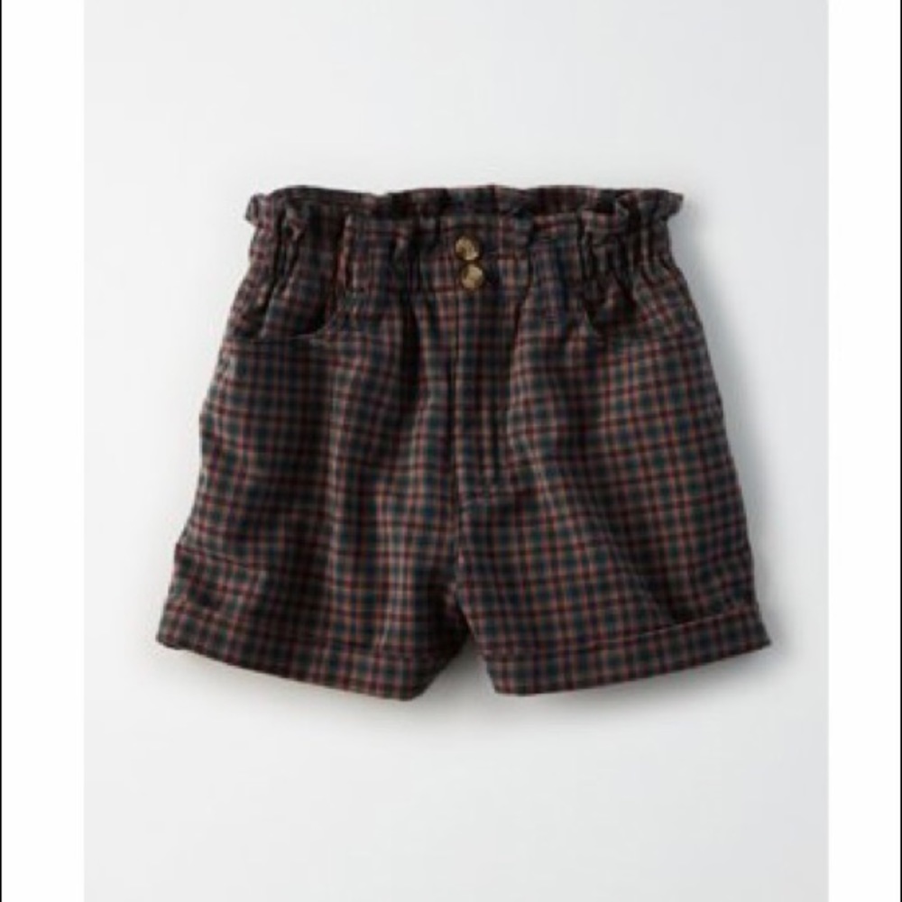 AE PLAID MOM SHORTS